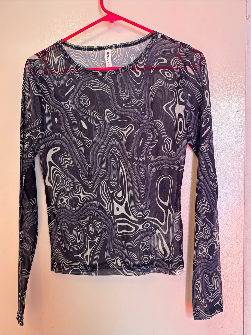 RVCA Black and White Wavy Mesh Long-Sleeve Top